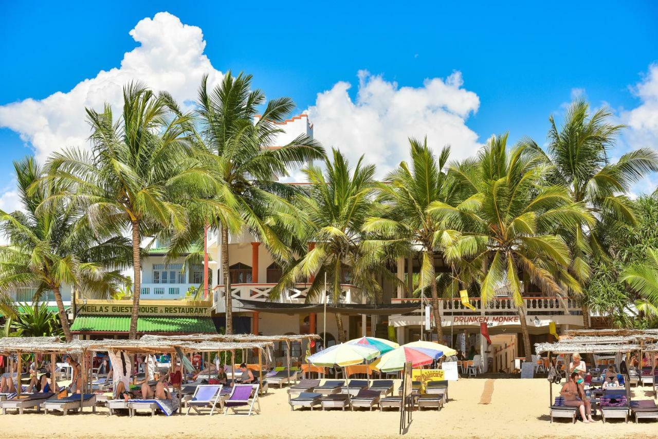 International Beach Hotel & Restaurant Хикадува Екстериор снимка